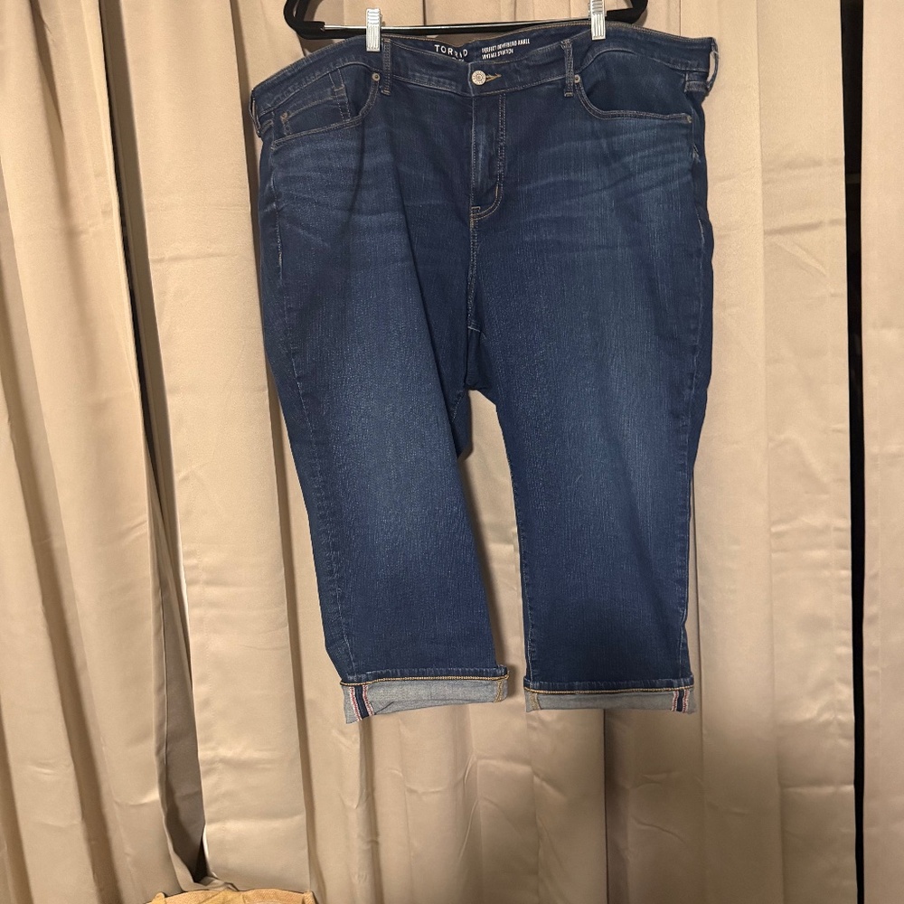 Torrid ankle boyfriend jeans